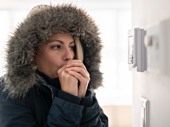 https://www.stlukeshealth.org/content/dam/stlukeshealth/images/blog/healthy-resources/prepare-for-cold-weather-safety-inside-and-out.jpg/_jcr_content/renditions/cq5dam.web.1116.628.jpeg